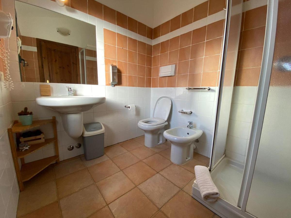 Agriturismo Lu Branu Arzachena Exteriör bild