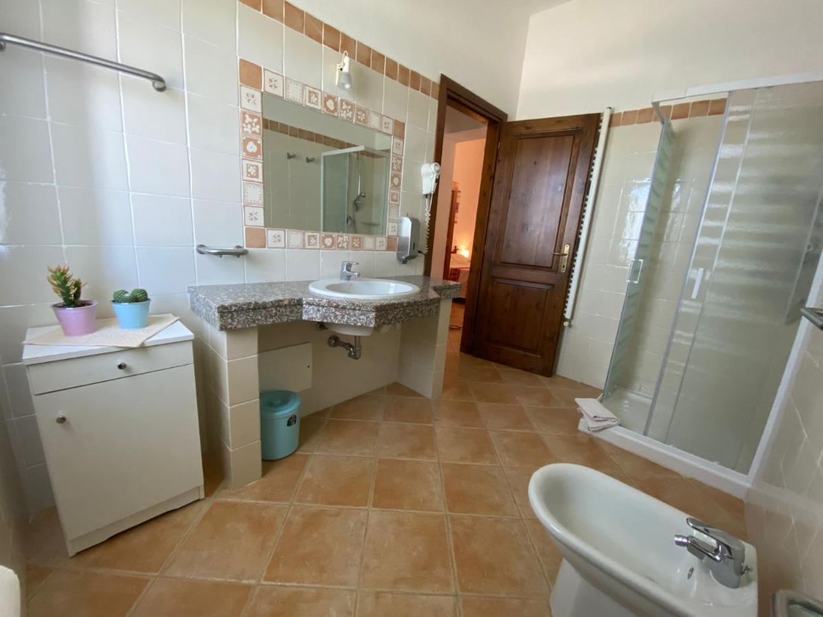 Agriturismo Lu Branu Arzachena Exteriör bild
